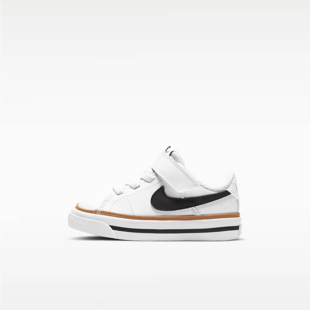 Nike Kids White and Black Sneakers